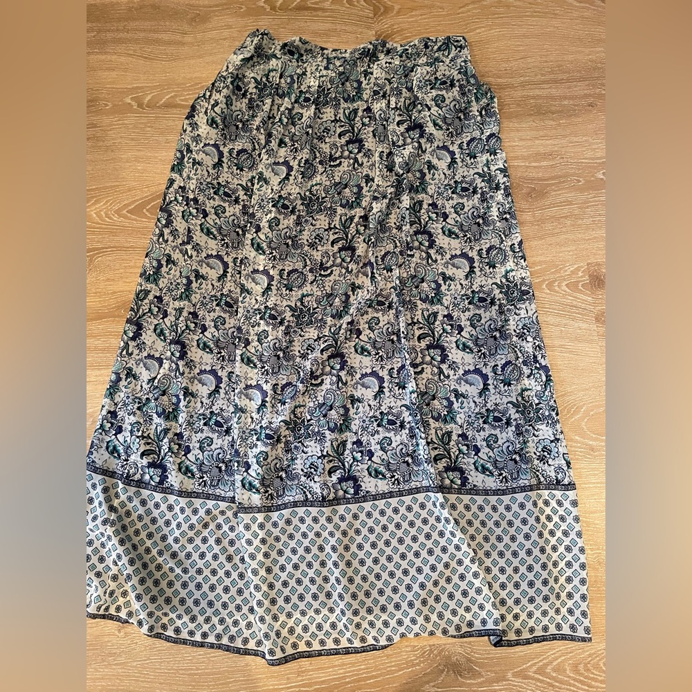 Long Skirt